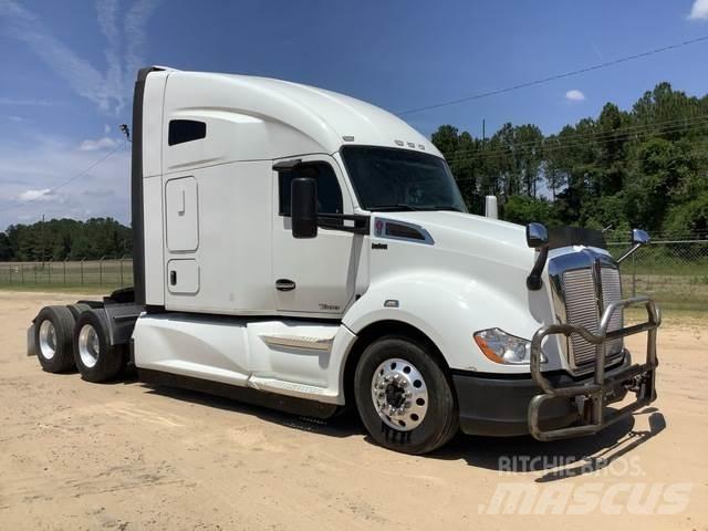 Kenworth T680 Sadulveokid