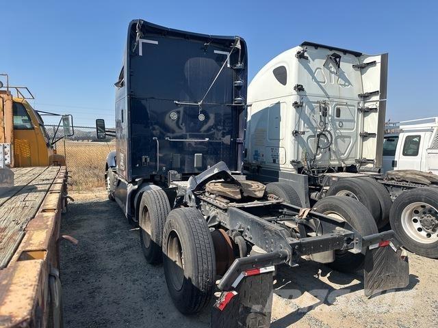 Kenworth T680 Sadulveokid
