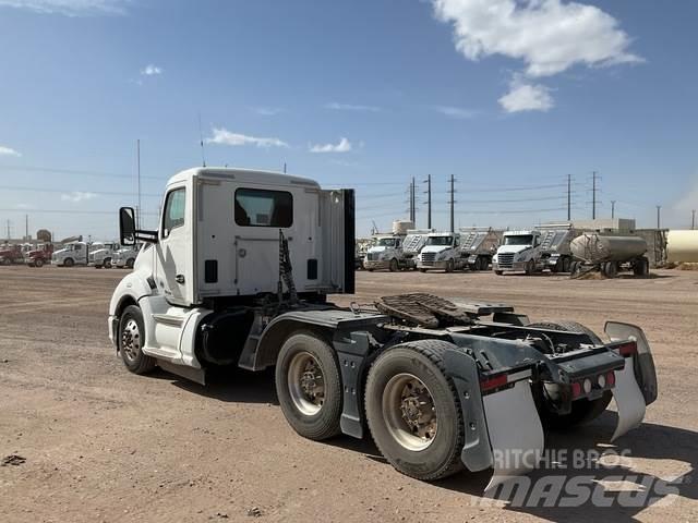 Kenworth T680 Sadulveokid