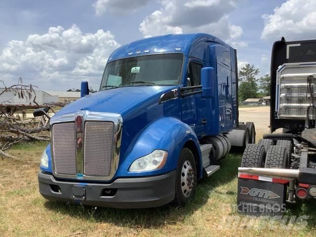 Kenworth T680 Sadulveokid