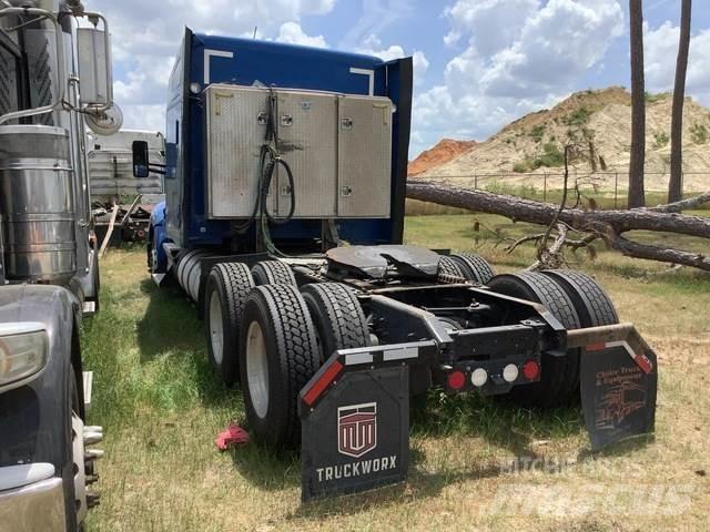 Kenworth T680 Sadulveokid