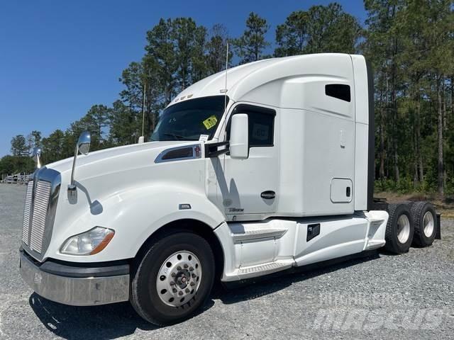 Kenworth T680 Sadulveokid