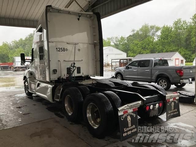 Kenworth T680 Sadulveokid