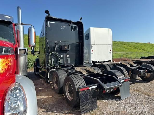 Kenworth T680 Sadulveokid