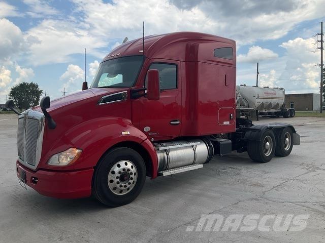 Kenworth T680 Sadulveokid