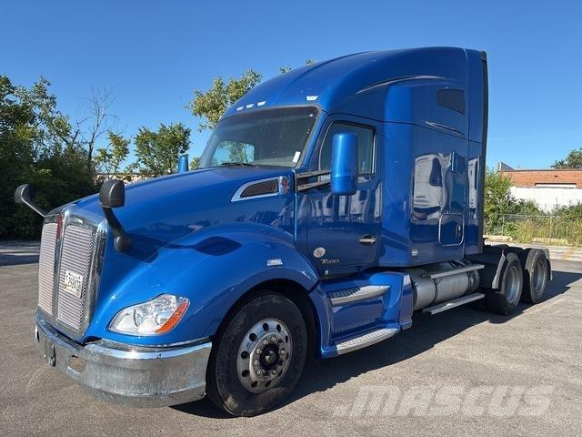Kenworth T680 Sadulveokid