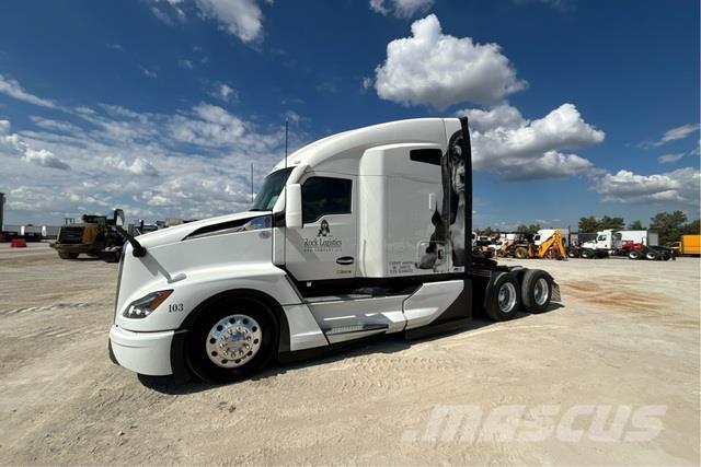 Kenworth T680 Sadulveokid