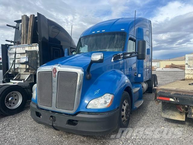 Kenworth T680 Sadulveokid