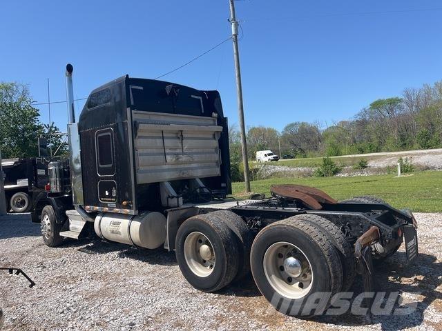 Kenworth T800 Sadulveokid