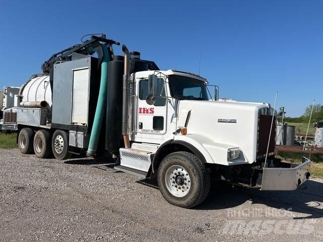 Kenworth T800 Roomikekskavaatorid