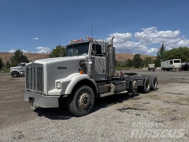 Kenworth T800 Sadulveokid
