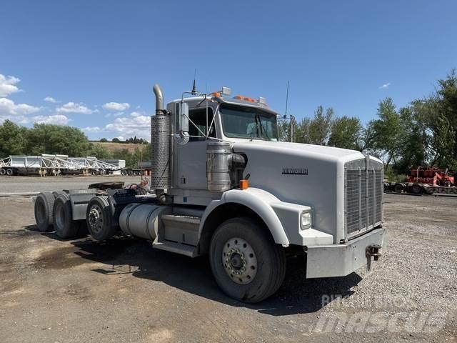 Kenworth T800 Sadulveokid