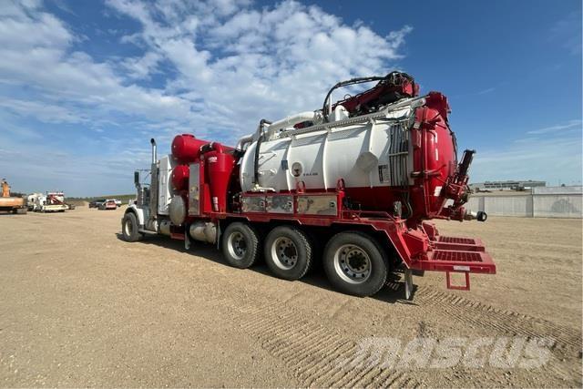 Kenworth T800 Roomikekskavaatorid