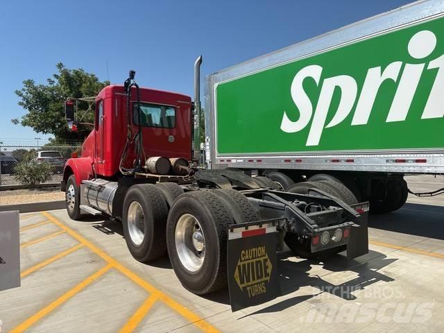 Kenworth T800 Sadulveokid