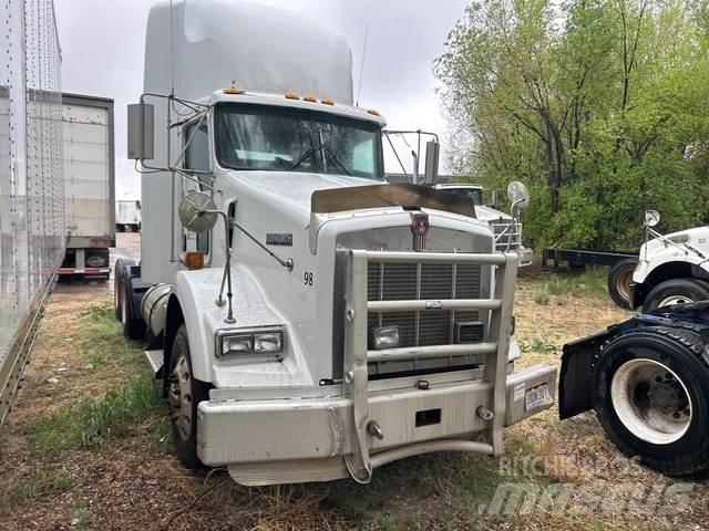 Kenworth T800 Sadulveokid