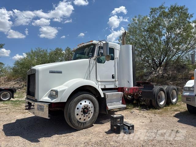 Kenworth T800 Sadulveokid