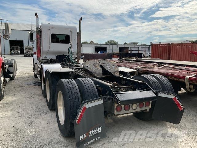 Kenworth T800 Sadulveokid