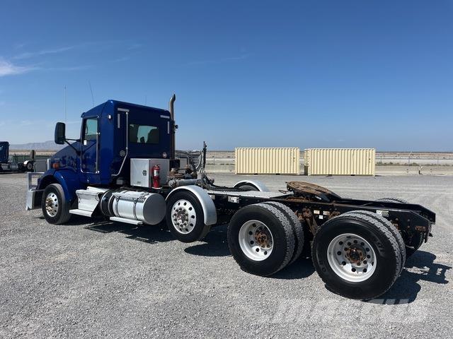 Kenworth T800 Sadulveokid
