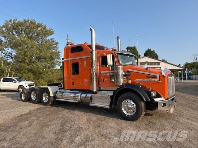 Kenworth T800 Sadulveokid