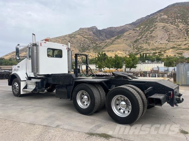 Kenworth T800 Sadulveokid
