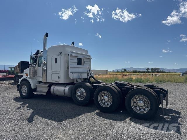 Kenworth T800 Sadulveokid