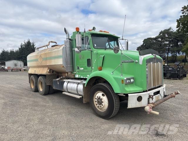 Kenworth T800 Veepaagiga autod