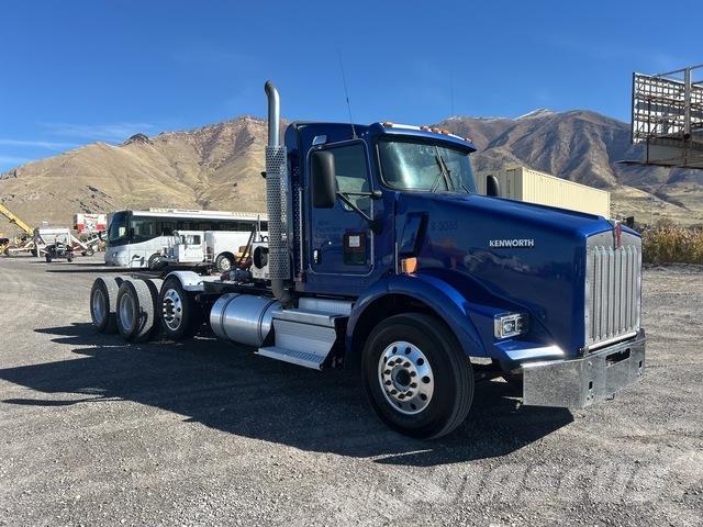 Kenworth T800 Sadulveokid