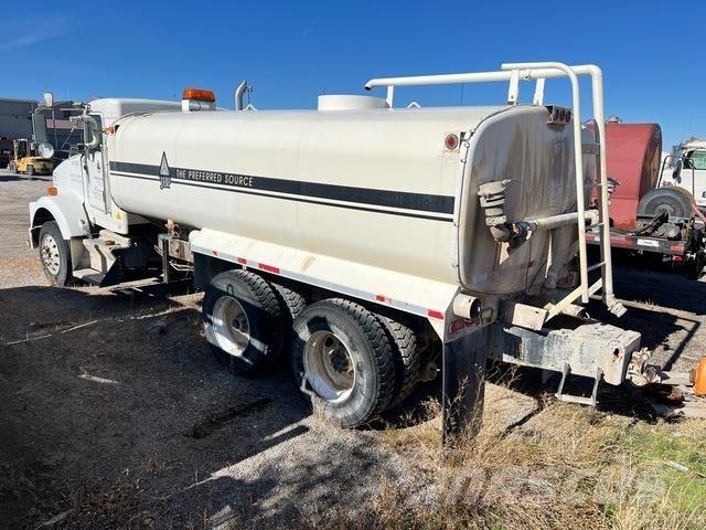 Kenworth T800 Veepaagiga autod