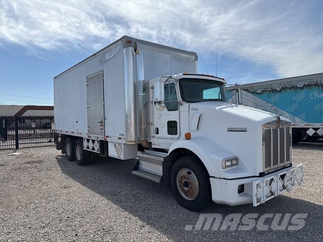 Kenworth T800 Furgoonautod