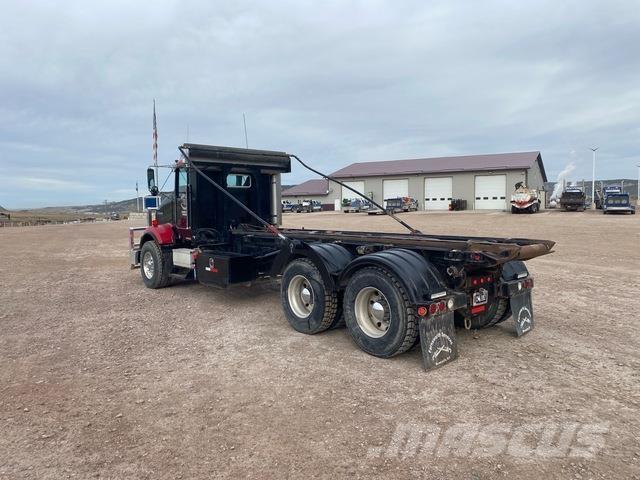 Kenworth T800 Vahetuskastiga tõstukautod