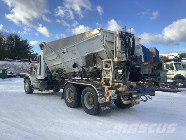 Kenworth T800 Betoonkivi tootmise masinad