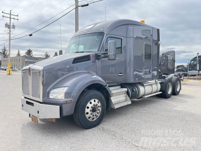 Kenworth T880 Sadulveokid