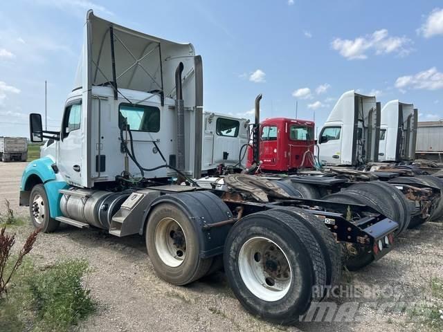 Kenworth T880 Sadulveokid