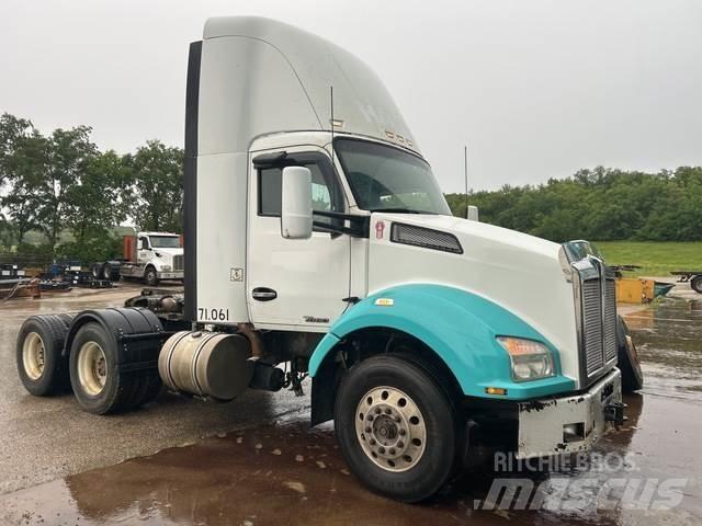 Kenworth T880 Sadulveokid