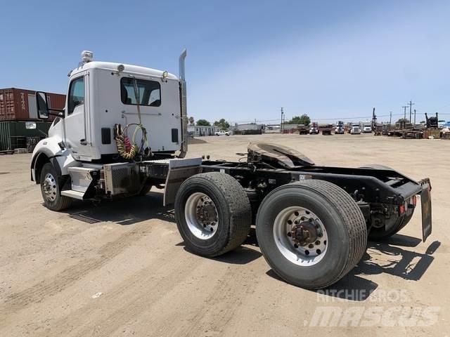 Kenworth T880 Sadulveokid