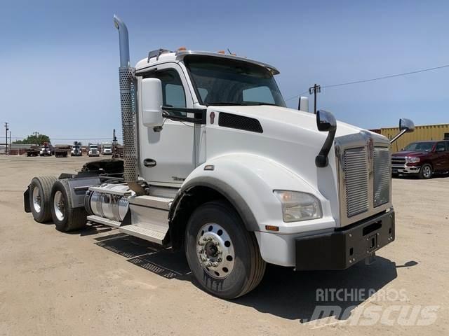 Kenworth T880 Sadulveokid