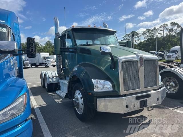 Kenworth T880 Sadulveokid