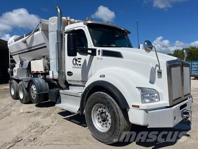 Kenworth T880 Betooniveokid