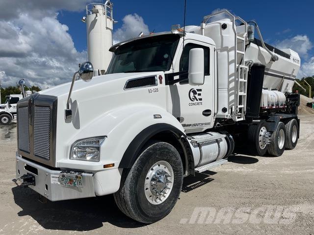 Kenworth T880 Betooniveokid