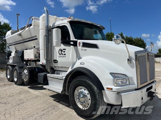 Kenworth T880 Betooniveokid