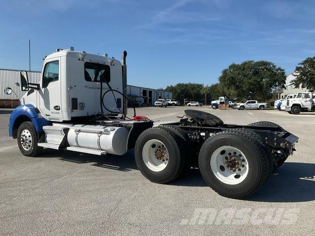 Kenworth T880 Sadulveokid