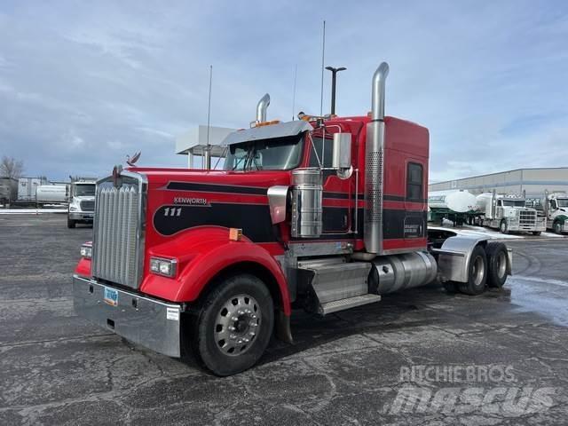 Kenworth W900 Sadulveokid