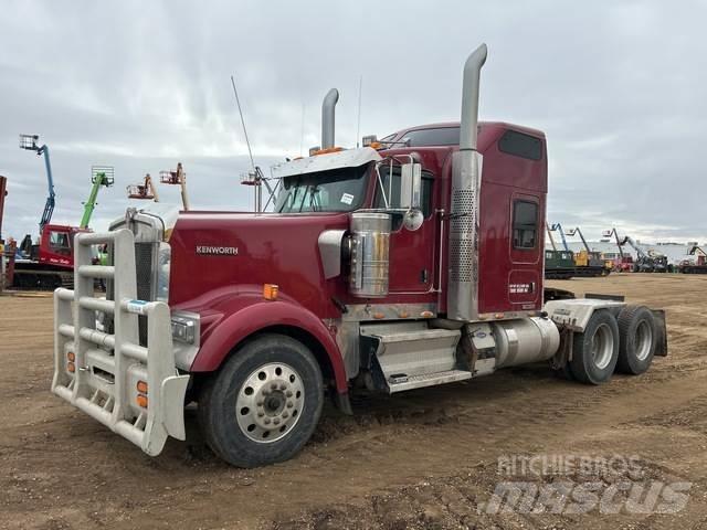 Kenworth W900 Sadulveokid