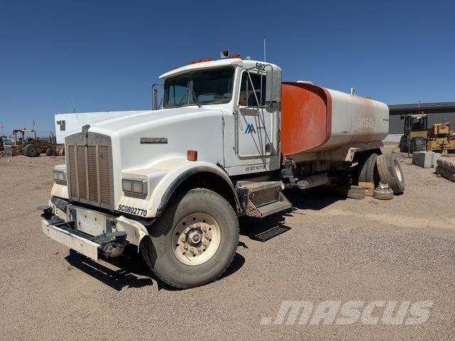 Kenworth W900 Veepaagiga autod