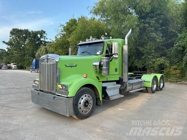 Kenworth W900 Sadulveokid