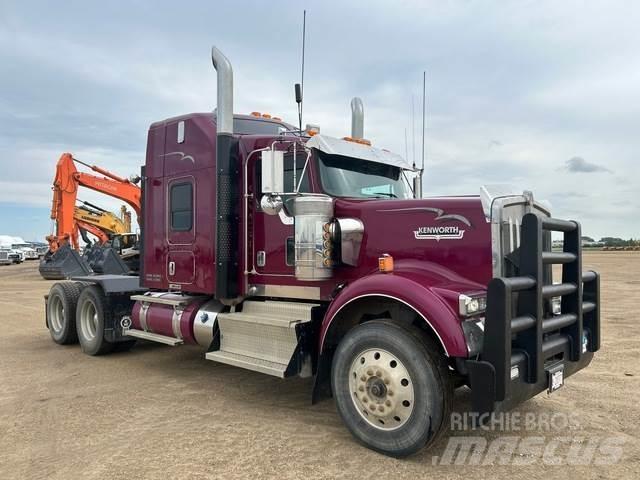 Kenworth W900 Sadulveokid