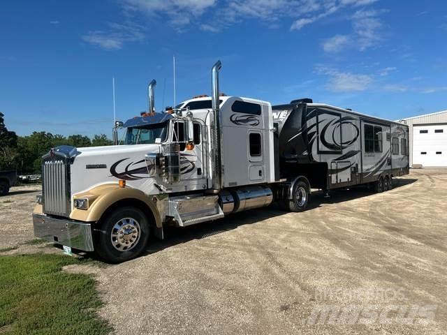Kenworth W900 Sadulveokid