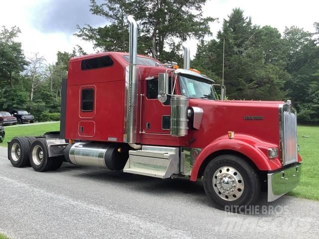 Kenworth W900 Sadulveokid