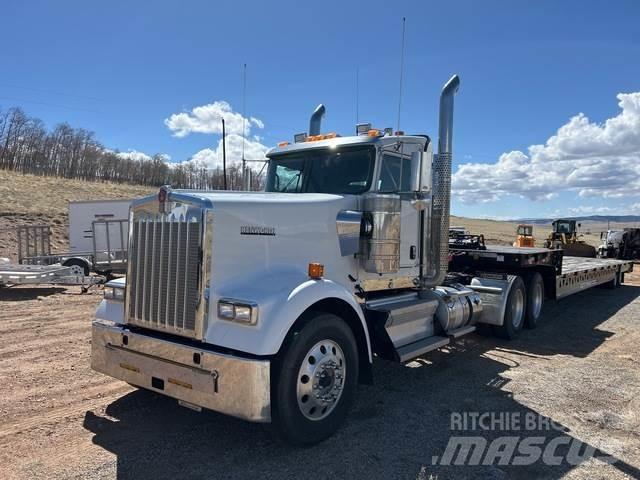 Kenworth W900L Sadulveokid