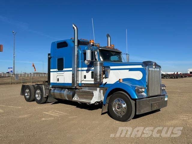 Kenworth W900L Sadulveokid